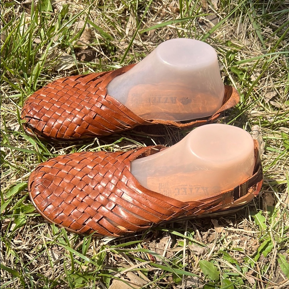 * Aztec leather Woven Flats made in Mexico